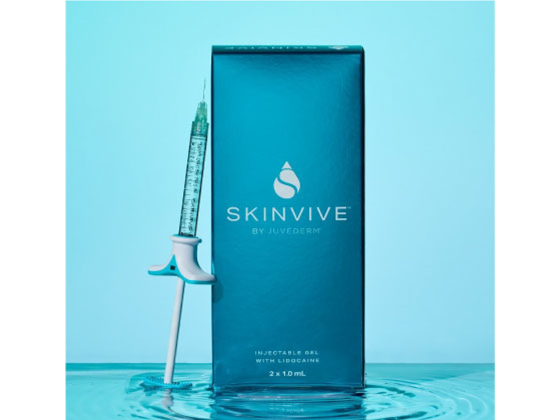 美白カクテルに使うスキンバイブ（SKINVIVE）の製品パッケージとシリンジ